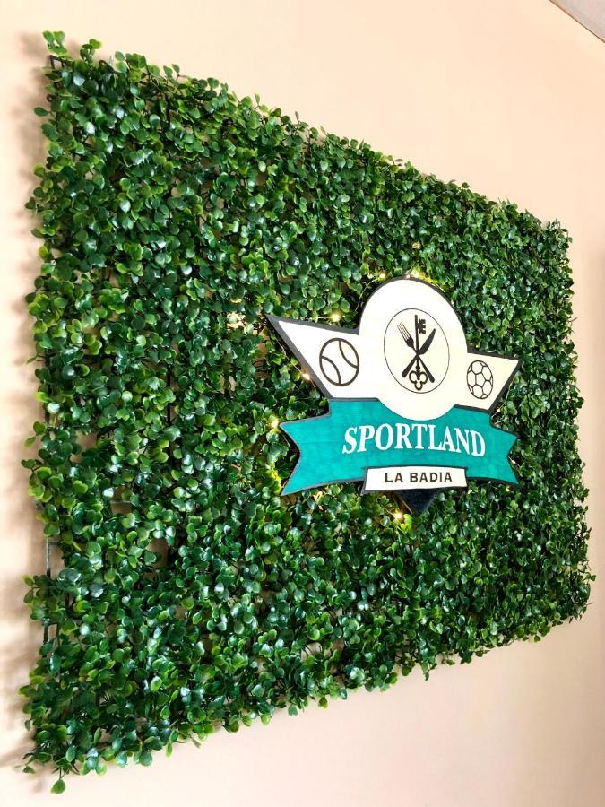 埃尔萨谷口村 Sportland酒店 外观 照片